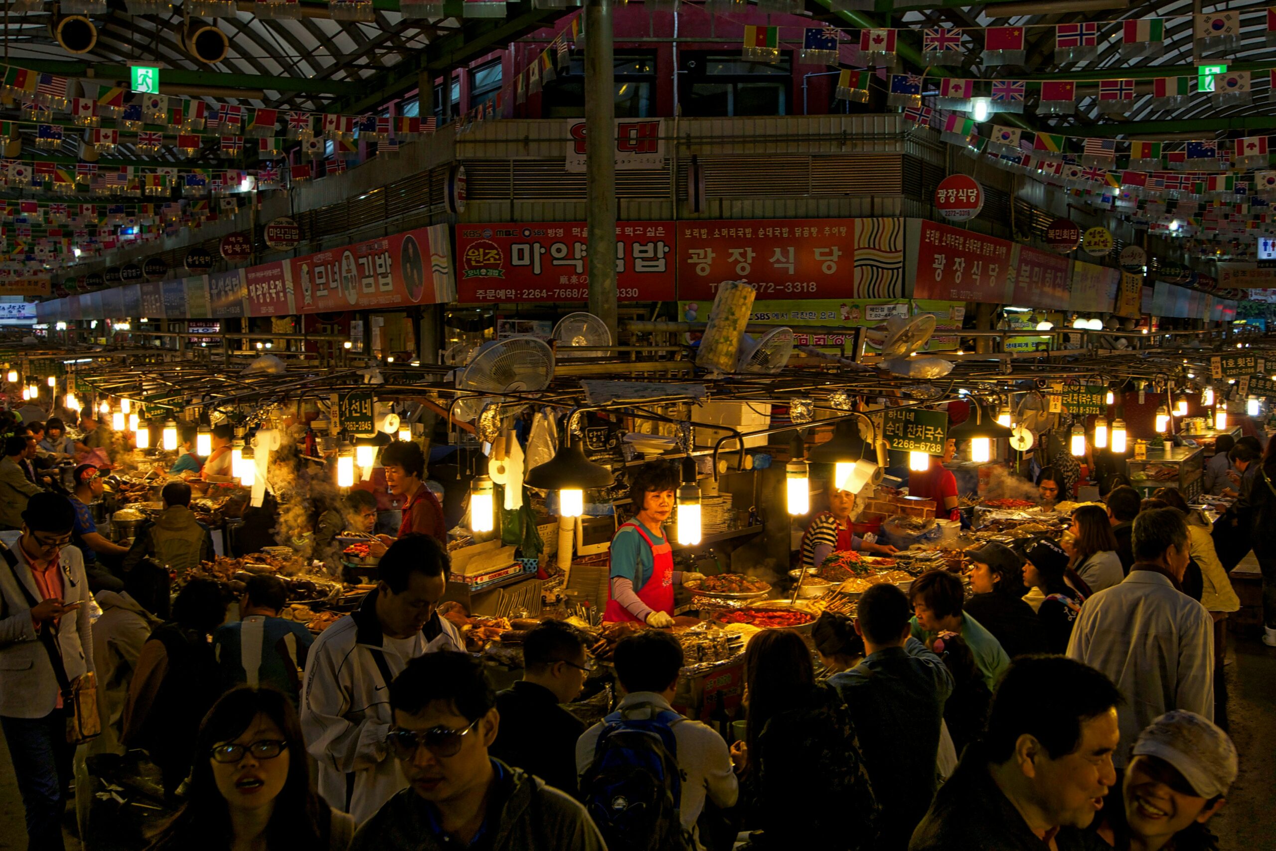 Gwangjang Market Food: What to Savor with Limited Stomach Space